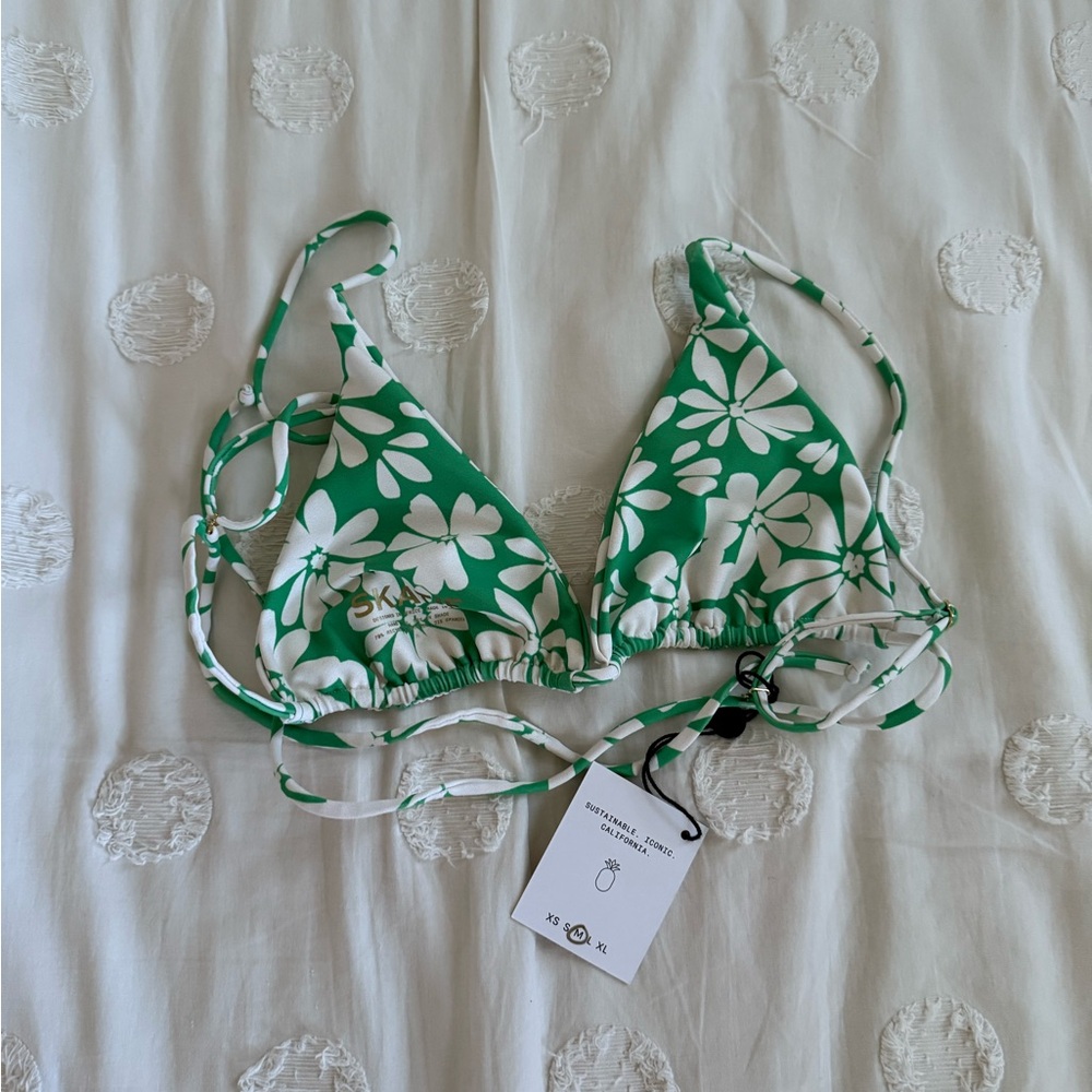 Skatie Green and White Floral String Bikini - Picture 4 of 11
